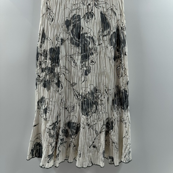 Elana Kattan Strapless Pleated Floral Dress – Black & White, Size XS/S - Picture 7 of 7